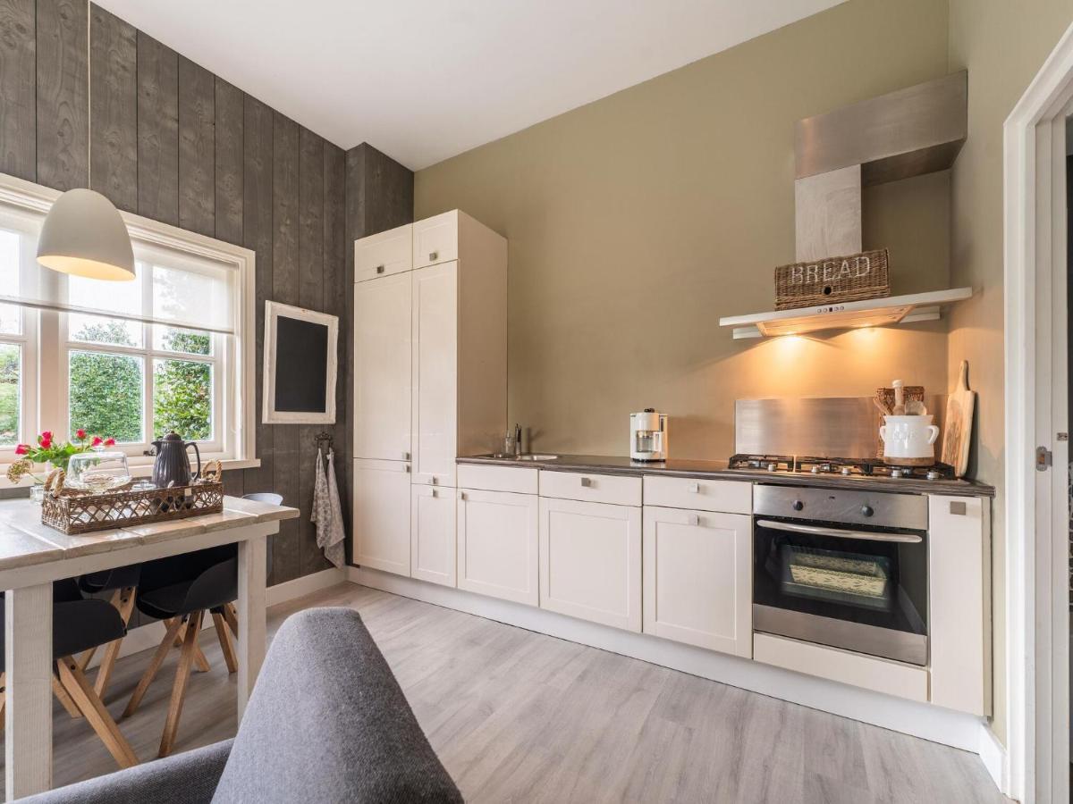 Quaint Summer Holiday Home In Egmond Binnen Экстерьер фото