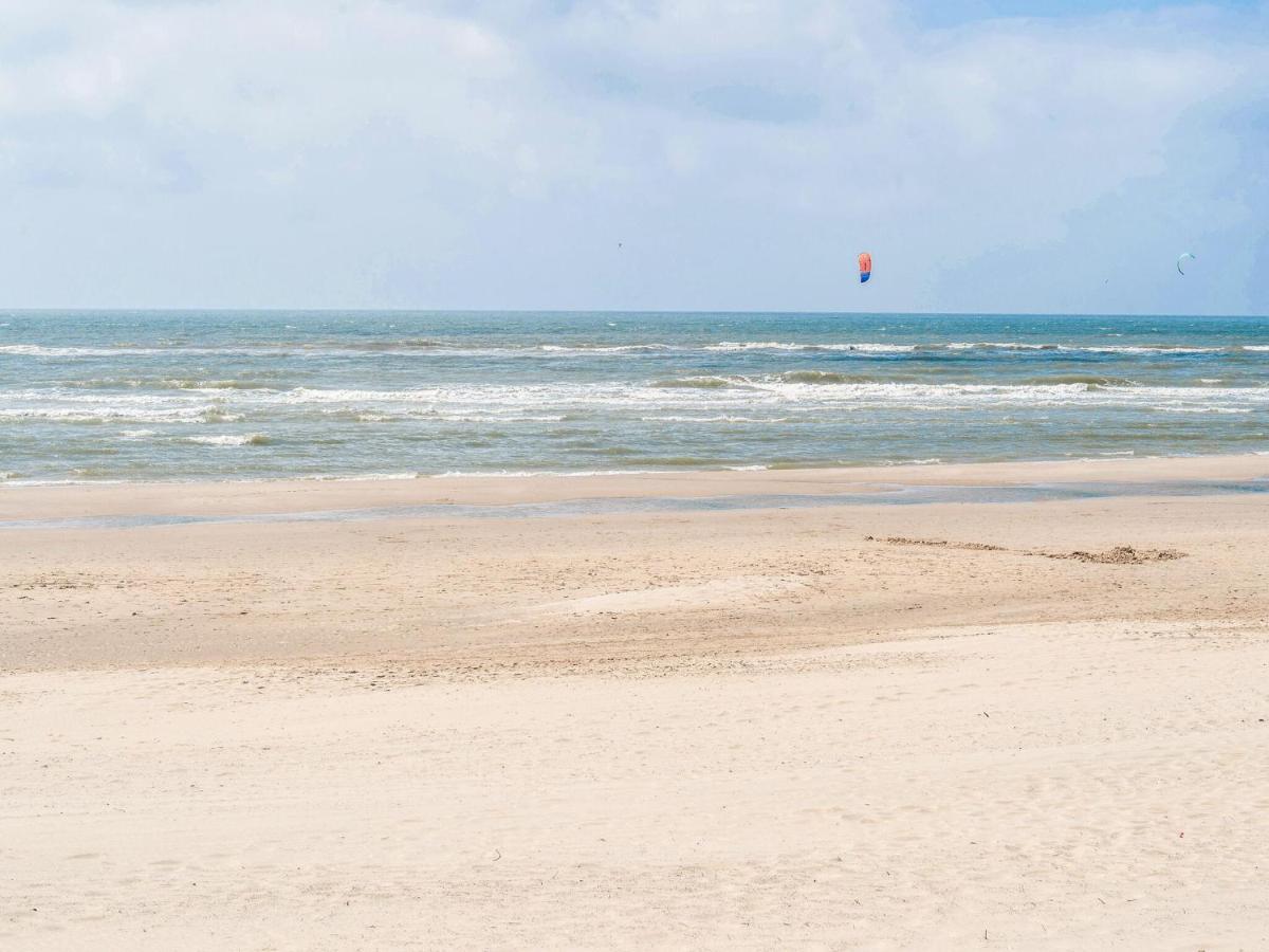 Quaint Summer Holiday Home In Egmond Binnen Экстерьер фото