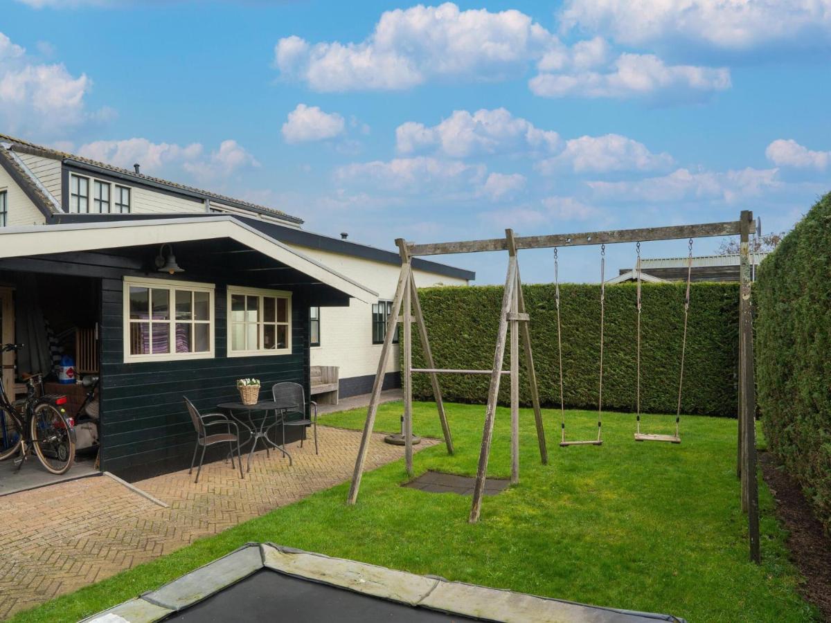 Quaint Summer Holiday Home In Egmond Binnen Экстерьер фото